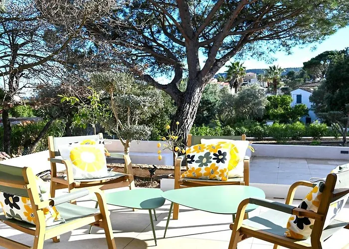 Boucharel, Grande Piscine, A 10 Min A Pied De La *